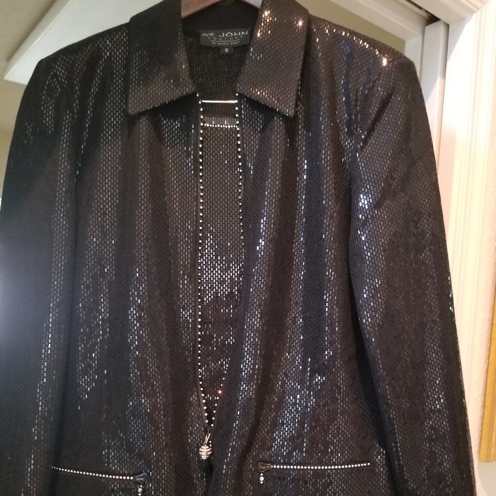 St. Johns dressy suit with skirt